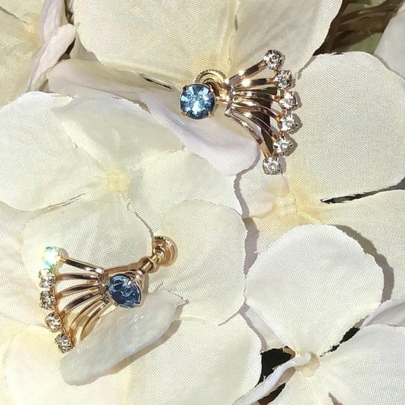 -Gold & Blue stones earrings with screw backs - Picture 3 of 8